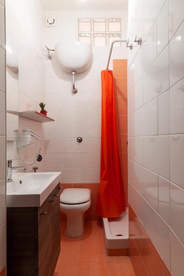 Bnb Etnuvio, Double Rooms In Naples Exterior photo